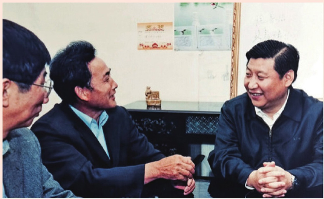 2003年4月24日，時任浙江省委書記習(xí)近平在浙江下姜村調(diào)研。